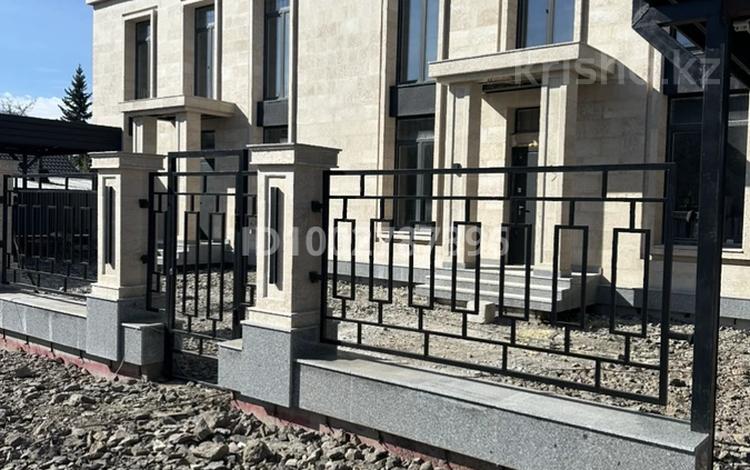 Свободное назначение, офисы, магазины и бутики, образование · 400 м² за 160 млн ₸ в Караганде, Казыбек би р-н — фото 7