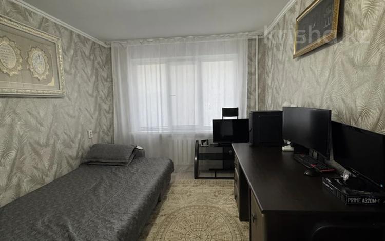 3-бөлмелі пәтер · 60 м² · 1/5 қабат, №6 ш/а. 50, бағасы: 40 млн ₸ в Алматы, Ауэзовский р-н — фото 2