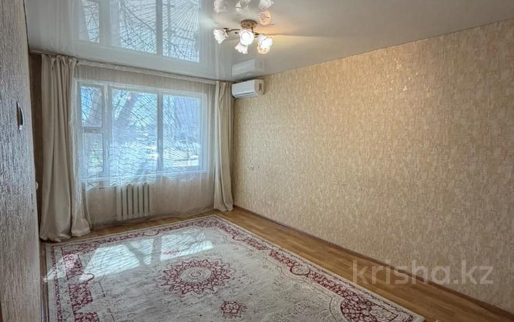 1-комнатная квартира · 32 м² · 1/5 этаж, 5 мкр 13 А за 13.5 млн 〒 в Конаеве — фото 2