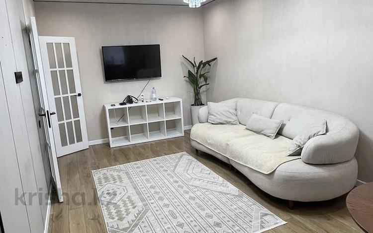 3-комнатная квартира · 72 м² · 13/22 этаж, Туркестан 4Б за 500 000 ₸ в Астане, Есильский р-н — фото 3