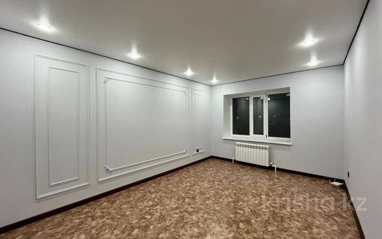 1-бөлмелі пәтер · 42.5 м² · 5/10 қабат, Алтын орда ш/а., Ораза Татеулы, бағасы: 17.5 млн ₸ в Актобе, мкр. Алтын орда — фото 5