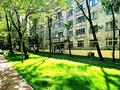 4-бөлмелі пәтер · 90 м² · 5/5 қабат, мкр Самал-1 — Жолдасбекова, бағасы: 70 млн ₸ в Алматы, Медеуский р-н