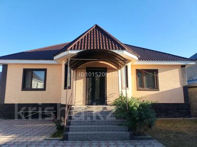 Отдельный дом · 5 комнат · 190 м² · 10 сот., Акжазык 11 — За областной больницой. за 55 млн ₸ в Талдыкоргане