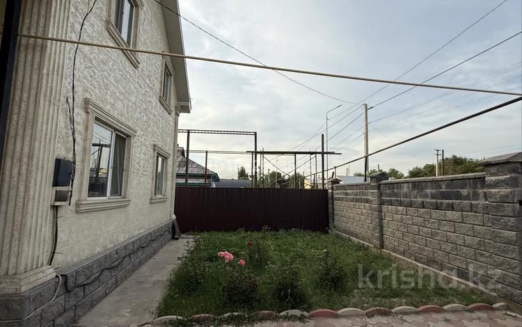 Отдельный дом · 7 комнат · 105 м² · 18.6 сот., Абая 84 за 125 млн ₸ в Абай — фото 2