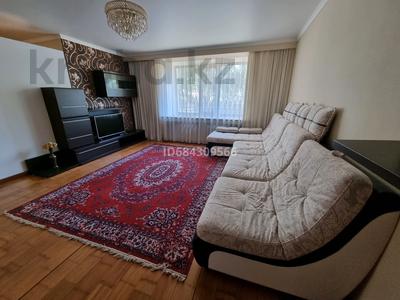 4-комнатный дом помесячно, 150 м², Ботаническая за 400 000 〒 в Караганде, Казыбек би р-н