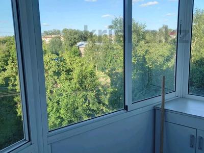 3-комнатная квартира · 50 м² · 4/5 этаж, Абая за 160 000 ₸ в Петропавловске