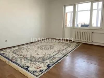 3-комнатная квартира · 100 м² · 5/5 этаж, мкр. Алмагуль, Гинаят Абдрахманов за 200 000 〒 в Атырау