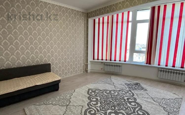1-бөлмелі пәтер · 48.6 м² · 7/10 қабат, 12 ш/а., бағасы: 18 млн ₸ в Актобе, мкр 12 — фото 3