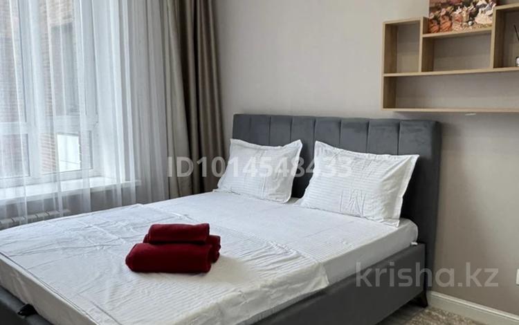 2-комнатная квартира · 38 м² · 9/9 этаж, Туран 46Б за 16 000 ₸ в Астане, Нура р-н — фото 2