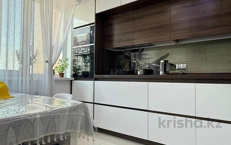 3-комнатная квартира · 86.5 м² · 9/14 этаж, Кайыма Мухамедханова 17 — ТАМАША НҰСҚА! за 50 млн ₸ в Астане, Нура р-н — фото 2