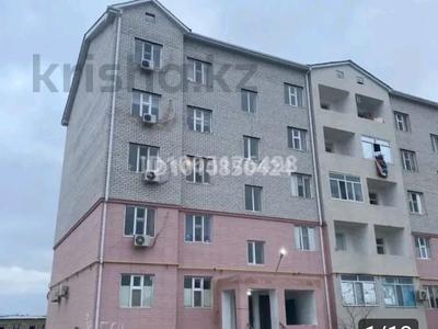 2-бөлмелі пәтер · 55.5 м² · 2/5 қабат, мкр Жулдыз, Кажел Сариев 64, бағасы: 15 млн ₸ в Атырау