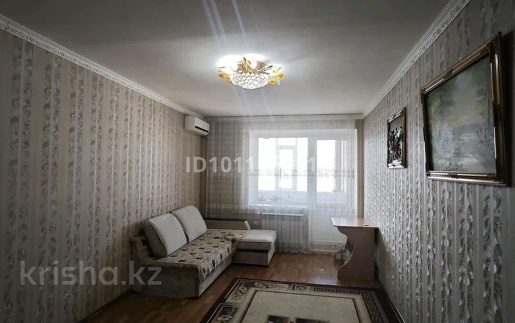 3-бөлмелі пәтер · 90 м² · 5/6 қабат, мкр 12 37, бағасы: 27.8 млн ₸ в Актобе — фото 2