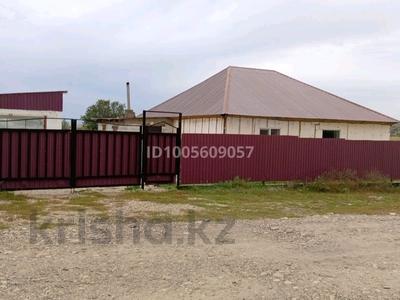 Дача · 3 комнаты · 100 м² · 10 сот., Подснежник-2 140 — Район пос.Ново-Ахмирова, конечная 42 маршрута за 12 млн 〒 в Усть-Каменогорске, Ахмирово