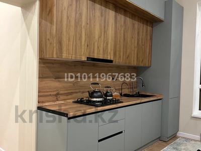 2-комнатная квартира · 93 м² · 2/3 этаж, Достық 20 за 30 млн 〒 в Актау, мкр Приморский