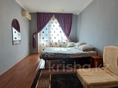 Пәтерлер в Атырауской обл.: 1-бөлмелі пәтер · 30 м² · 5/5 қабат, Муса Баймуханов 37, бағасы: ~ 8.3 млн 〒 1-бөлмелі пәтер · 30 м² · 5/5 қабат, Муса Баймуханов 37, бағасы: ~ 8.3 млн 〒 в Атырау, мкр Привокзальный-1