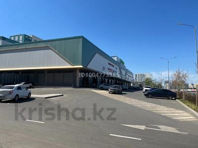 Свободное назначение, офисы, магазины и бутики, склады, азс, автосервисы и автомойки, общепит, салоны красоты, сельское хозяйство, бани, гостиницы и зоны отдыха, фитнес и спорт, медцентры и аптеки, образование, развлечения, конференц-залы, кабинеты и рабочие места, студии · 60.68 м² за 600 000 〒 в Астане, Сарайшык р-н