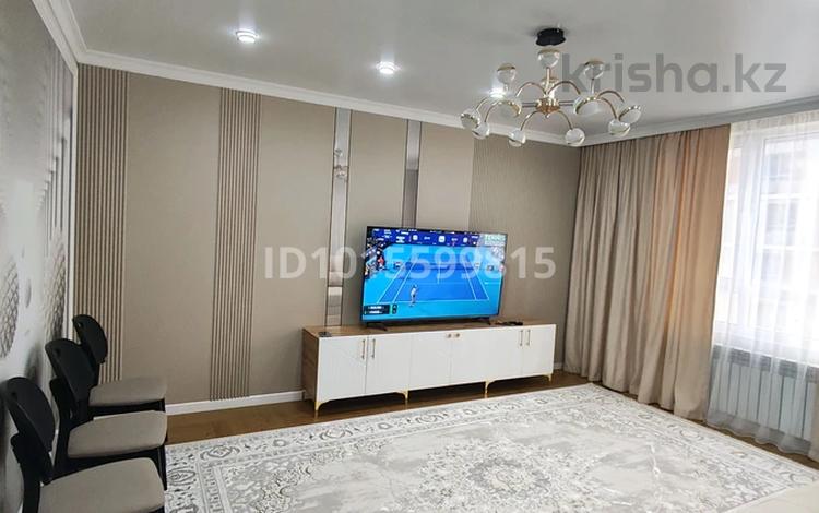 2-комнатная квартира · 60 м² · 7/14 этаж, Утепова 31 за 400 000 ₸ в Алматы, Бостандыкский р-н — фото 2