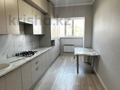 2-комнатная квартира · 53 м² · 2/5 этаж, Старый город, Матросова 3 за 18.5 млн 〒 в Актобе