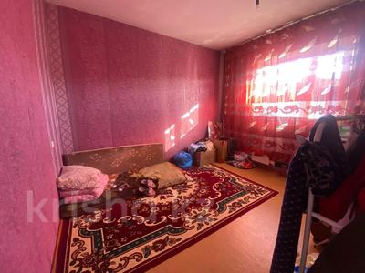 2-комнатная квартира, 43 м², 1/5 этаж, Казахстанская за 9.5 млн 〒 в Талдыкоргане