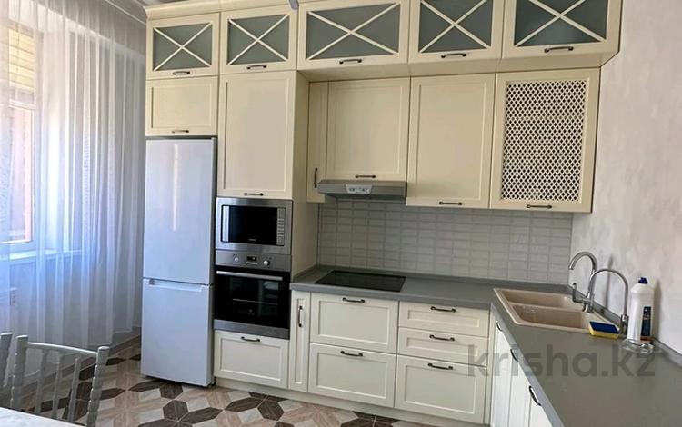 2-комнатная квартира · 74 м² · 7/21 этаж, 17-й мкр, ​17-й микрорайон 6 — Халык арена за 280 000 ₸ в Актау — фото 10