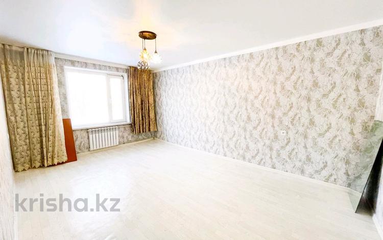 1-комнатная квартира, 38 м², 1/5 этаж, мушелтой за 11.3 млн 〒 в Талдыкоргане, мкр Жастар — фото 2