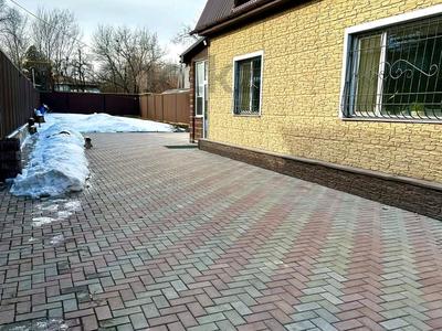 Свободное назначение, офисы, магазины и бутики, склады, медцентры и аптеки, образование, развлечения · 160 м² за 160 млн 〒 в Алматы