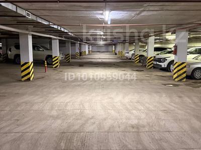 Паркинг · 2100 м² · Керей, Жәнібек хандар 28 — Мангилик Ел - Керей, Жанибек Хандар за 250 млн ₸ в Астане, Есильский р-н