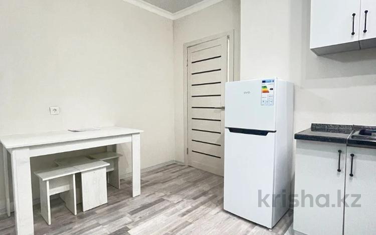 1-комнатная квартира, 38 м², 4/9 этаж, Нажимеденова 29