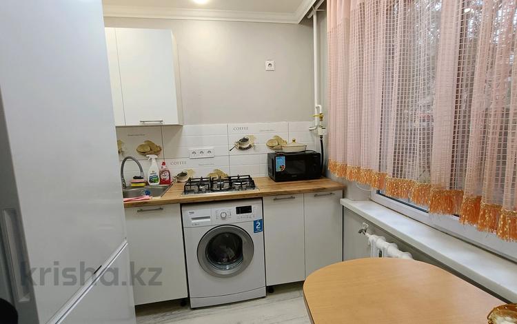 2-комнатная квартира · 43 м² · 1/5 этаж, 3 мкр 11 дом за 180 000 ₸ в Конаеве — фото 2