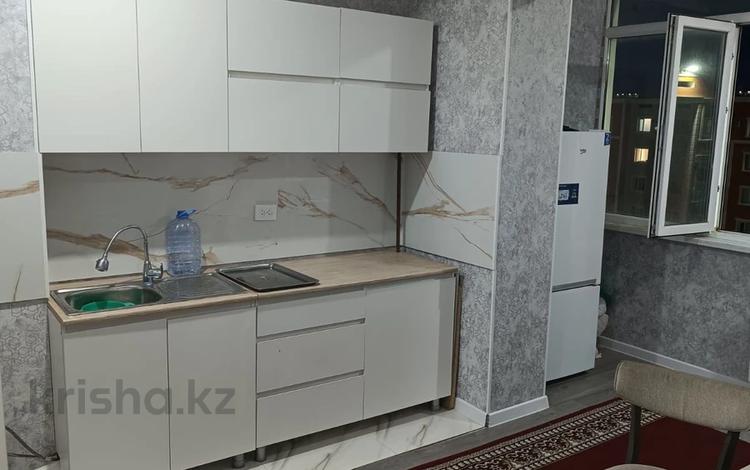 1-комнатная квартира, 40 м², 6/6 этаж помесячно, 38-й мкр 10