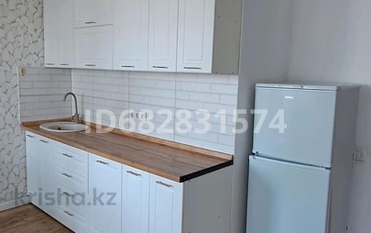 2-комнатная квартира, 45 м², 5/13 этаж помесячно, Макатаева