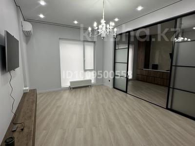 2-комнатная квартира · 75 м² · 2/4 этаж, мкр Ак Шагала, Жалена Тулепова за 550 000 〒 в Атырау