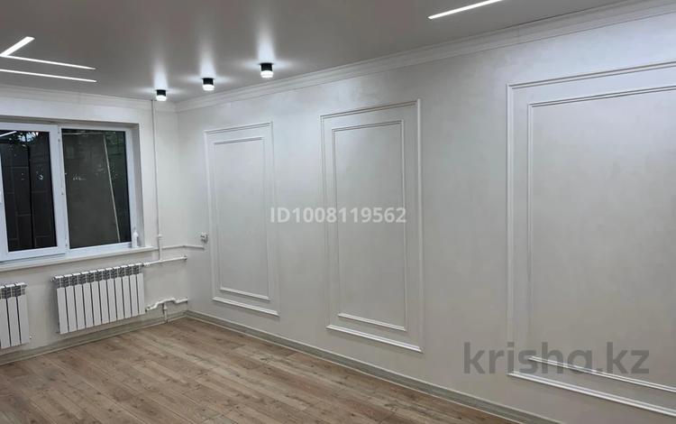 2-бөлмелі пәтер · 45 м² · 1/4 қабат, 8-й микрорайон, 8-й микрорайон 24А — улица Бейбитшилик, бағасы: 23 млн ₸ в Шымкенте, Туран р-н — фото 2