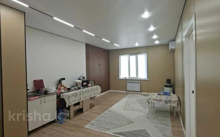 3-комнатная квартира · 74 м² · 5/10 этаж, Учетный квартал 272 за 36 млн ₸ в Абай — фото 9