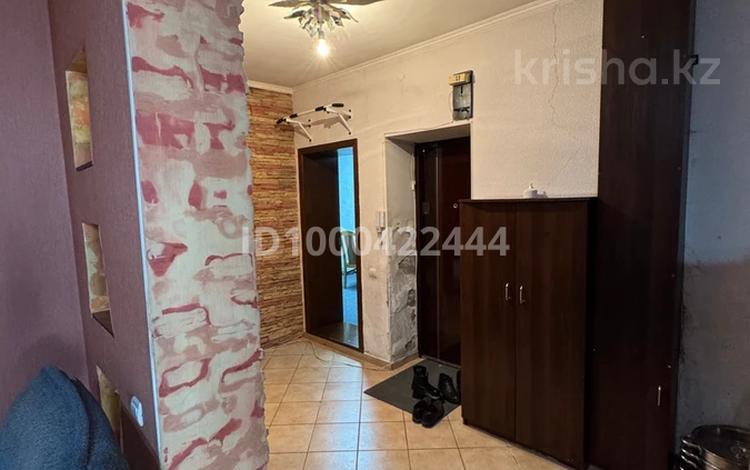 3-бөлмелі пәтер · 67 м² · 1/4 қабат, Диваева 140 — Казбек-би, бағасы: 28.5 млн ₸ в Шымкенте, Аль-Фарабийский р-н — фото 2