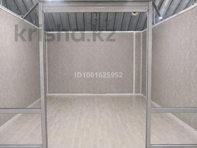 Дүкендер мен бутиктер · 14 м², бағасы: 4 млн ₸ в Актобе, мкр. Курмыш