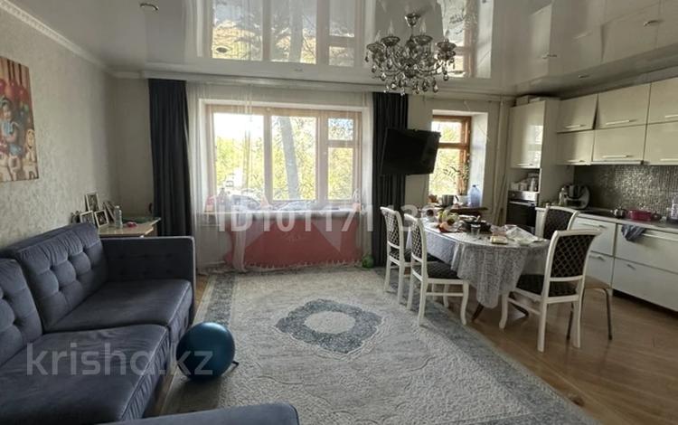 4-бөлмелі пәтер · 80 м² · 2/5 қабат, Сутюшева 77, бағасы: 53 млн ₸ в Петропавловске — фото 2