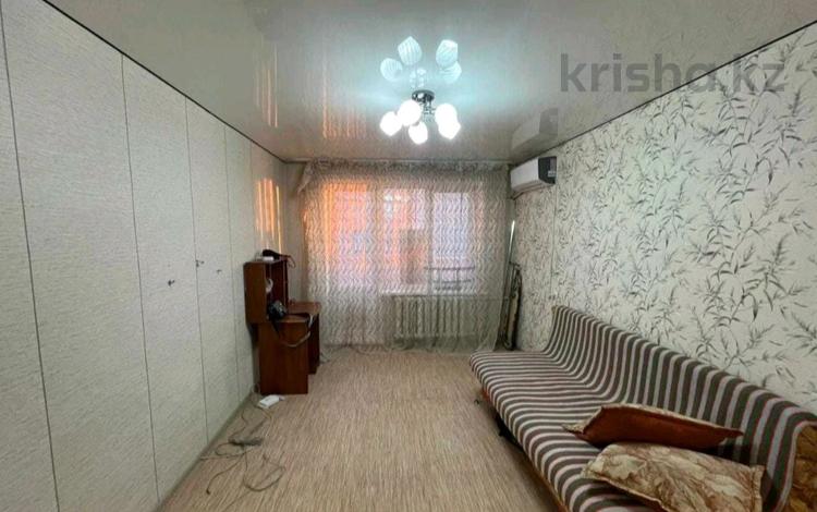 1-комнатная квартира · 54 м² · 5/5 этаж, Кезатова за 13.8 млн ₸ в Петропавловске — фото 2