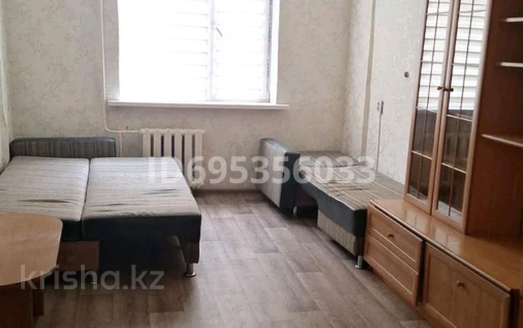 1-комнатная квартира, 17 м², 2/3 этаж помесячно, Сейфуллина — Рыскулова за 120 000 〒 в Алматы, Алмалинский р-н — фото 2