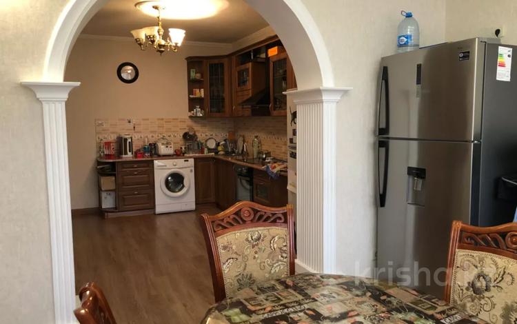 4-бөлмелі пәтер · 130 м² · 9/10 қабат, Ирченко 29 — Кенесары, бағасы: 78 млн ₸ в Астане, Сарыарка р-н — фото 14