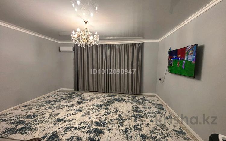 Жеке үй · 2 бөлме · 80 м² · 10 жүзд., 22-й кв-л 118, бағасы: 29.7 млн ₸ в Хромтау — фото 2