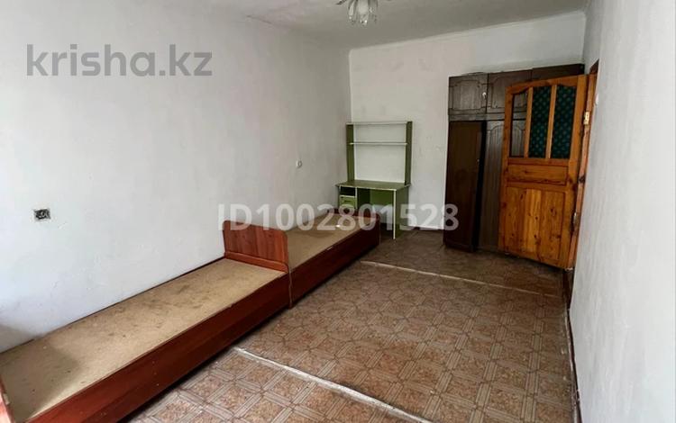 2-комнатная квартира · 36 м² · 4/4 этаж, 5 мкр Қарасу 25 — Ақсарай ресторан, Ақсай, Данико за 6 млн ₸ в Таразе — фото 2