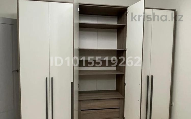 1-комнатная квартира · 55 м² · 5/9 этаж, мкр Аксай-4 121 за 39 млн ₸ в Алматы, Ауэзовский р-н — фото 2