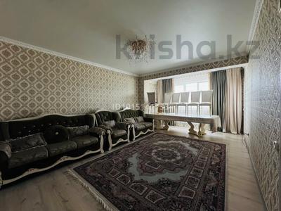 3-бөлмелі пәтер · 107 м² · 12/13 қабат, Ақсай-5 ш/а., Садвакасова 3б, бағасы: 65 млн ₸ в Алматы, Ауэзовский р-н