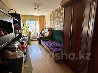 2-комнатная квартира · 52.1 м² · 3/5 этаж, АУЭЗОВА за 15.5 млн 〒 в Семее