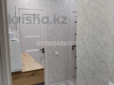 3-бөлмелі пәтер · 65 м² · 4/5 қабат, Камзина 14 — Напротив городской больницы, бағасы: 18.5 млн ₸ в Аксу