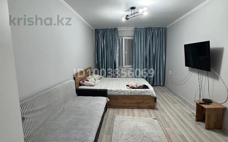 1-комнатная квартира · 34 м² · 2/5 этаж, Райымбека 82/90 — Конаева-райымбека за 15 000 ₸ в Алматы, Медеуский р-н — фото 2