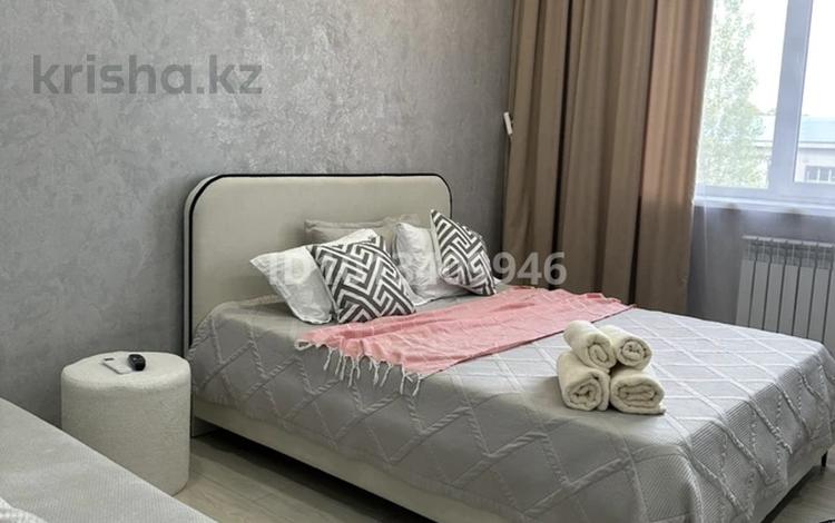 1-комнатная квартира · 42 м² · 2/5 этаж, Муканова 51/8 за 15 000 ₸ в Караганде, Казыбек би р-н — фото 10
