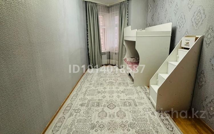 3-комнатная квартира · 77.5 м² · 4/9 этаж, Байтурсынова 41 за 37 млн ₸ в Астане, Сарайшык р-н — фото 4
