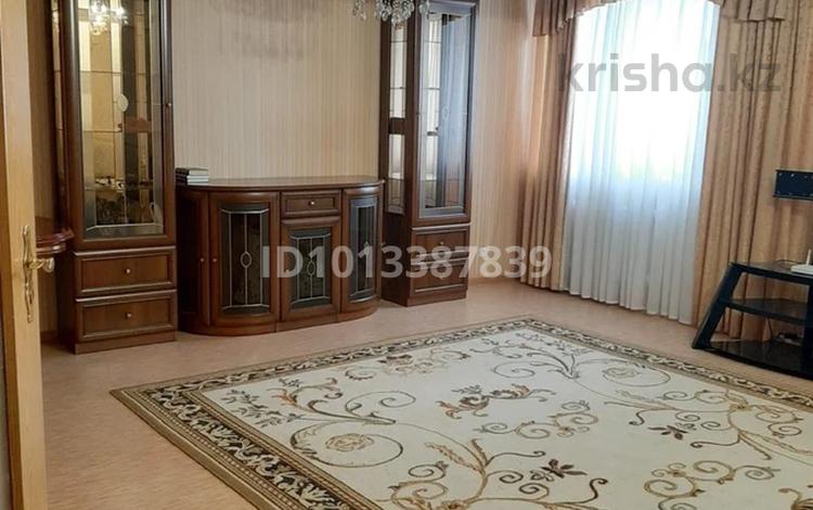 4-бөлмелі пәтер · 136 м² · 4/9 қабат, кумисбекова 6, бағасы: 51 млн ₸ в Астане, Сарыарка р-н — фото 2